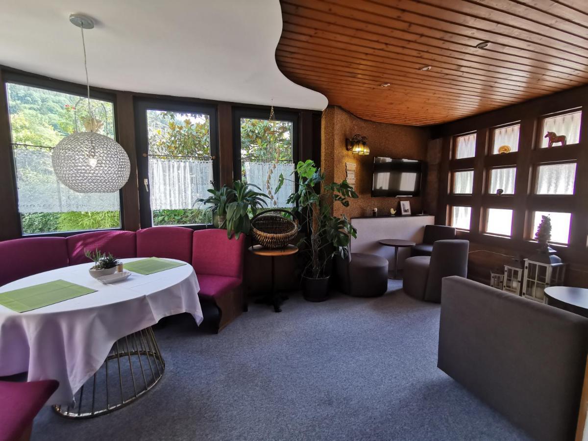 Das Waldhaus フォルバック エクステリア 写真